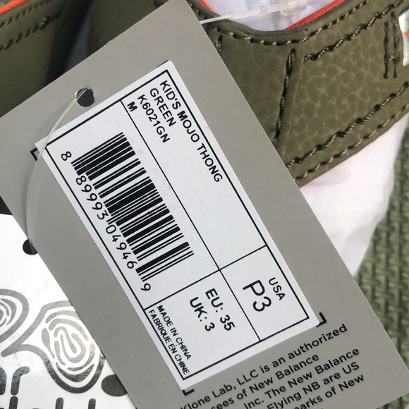 Brand new New Balance kids mojo thong in green - Picture 2 of 4